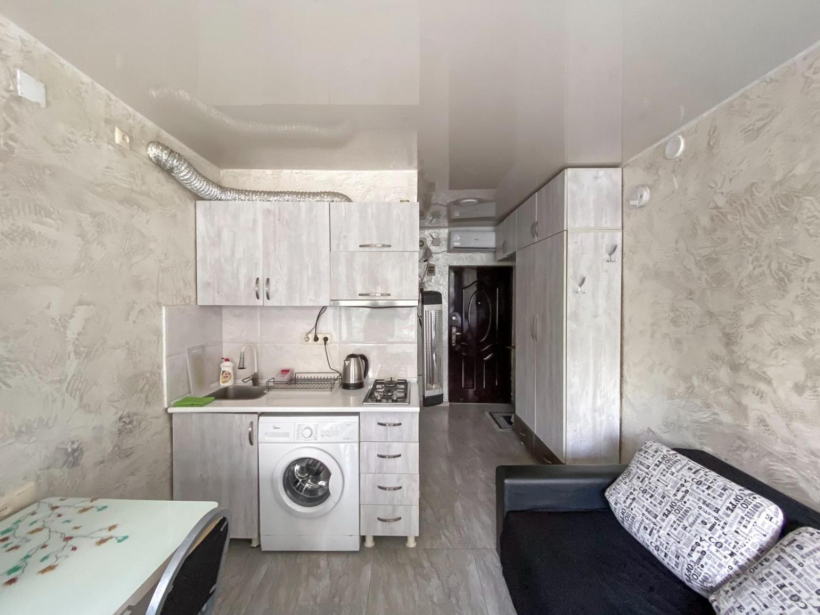 Apartment Studio Maksim Batumi Esterno foto